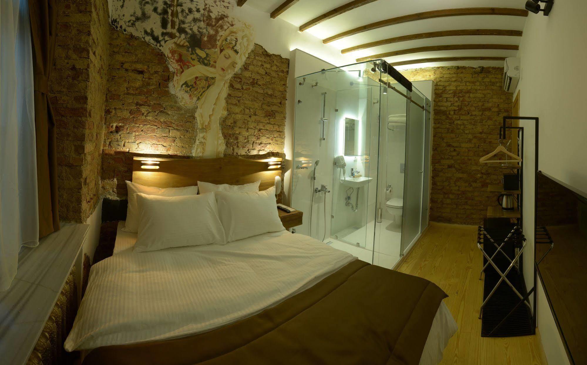 Gen Suites Pera Istanbul Exterior photo