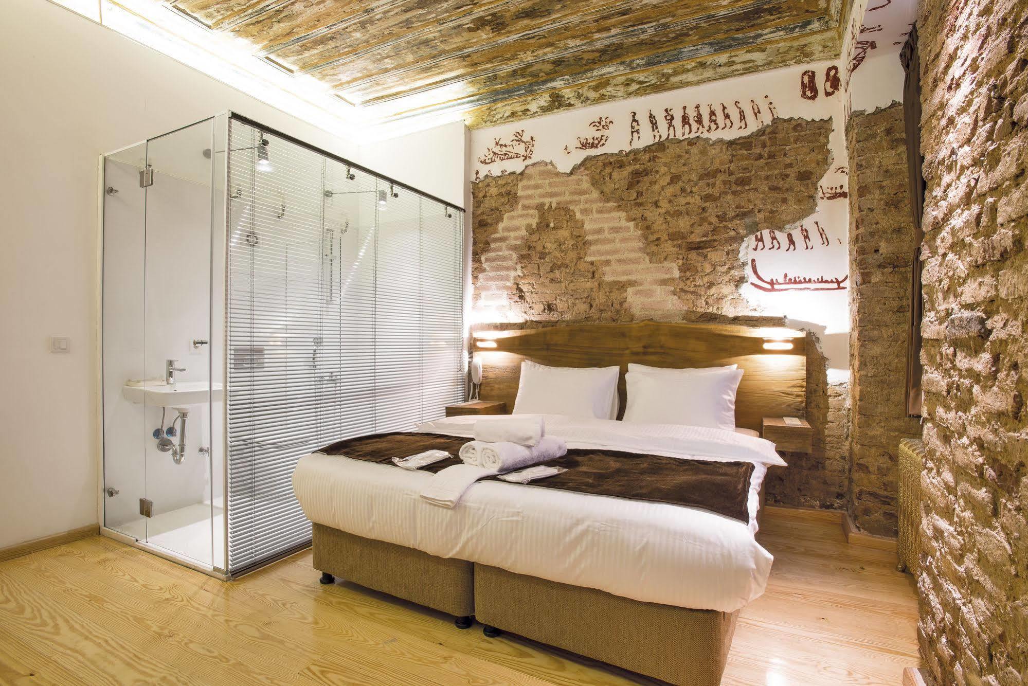 Gen Suites Pera Istanbul Exterior photo